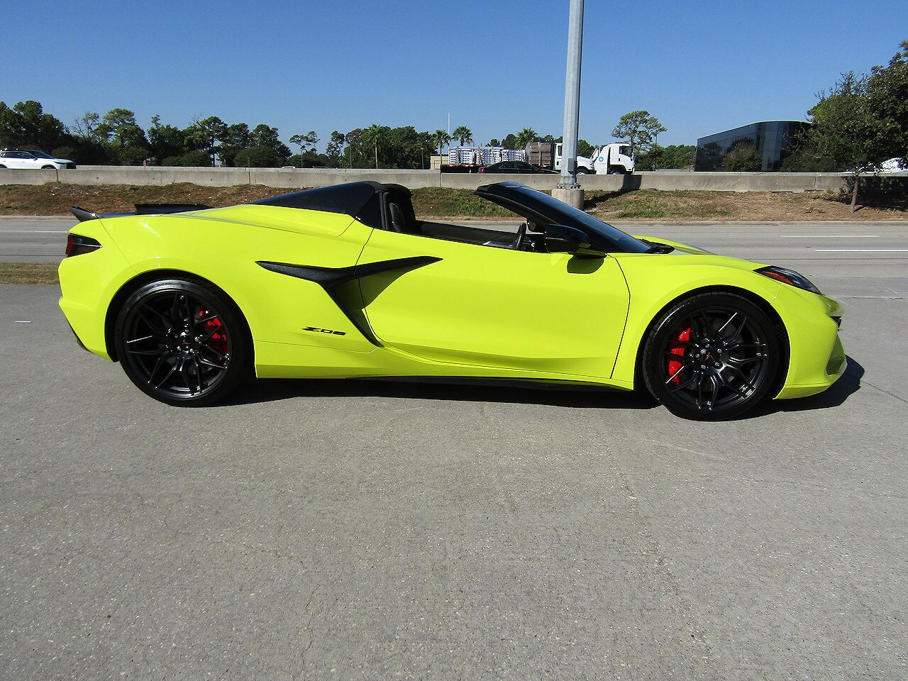 2023 Chevrolet Corvette 3LZ Z06 Convertible photo 4