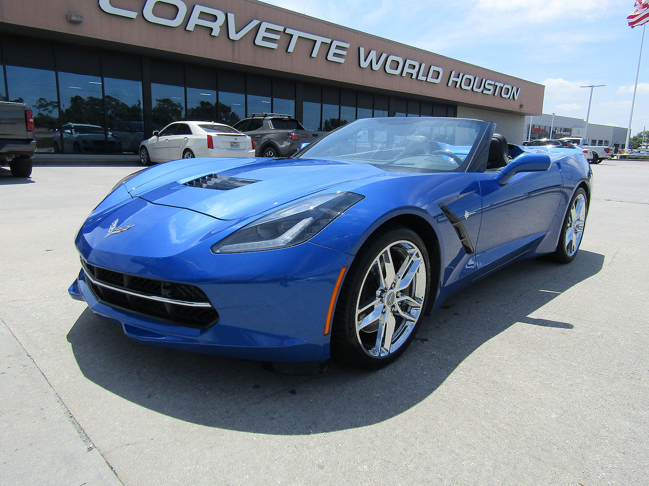 2019 Chevrolet Corvette Stingray Convertible 2LT w/Z51's photo