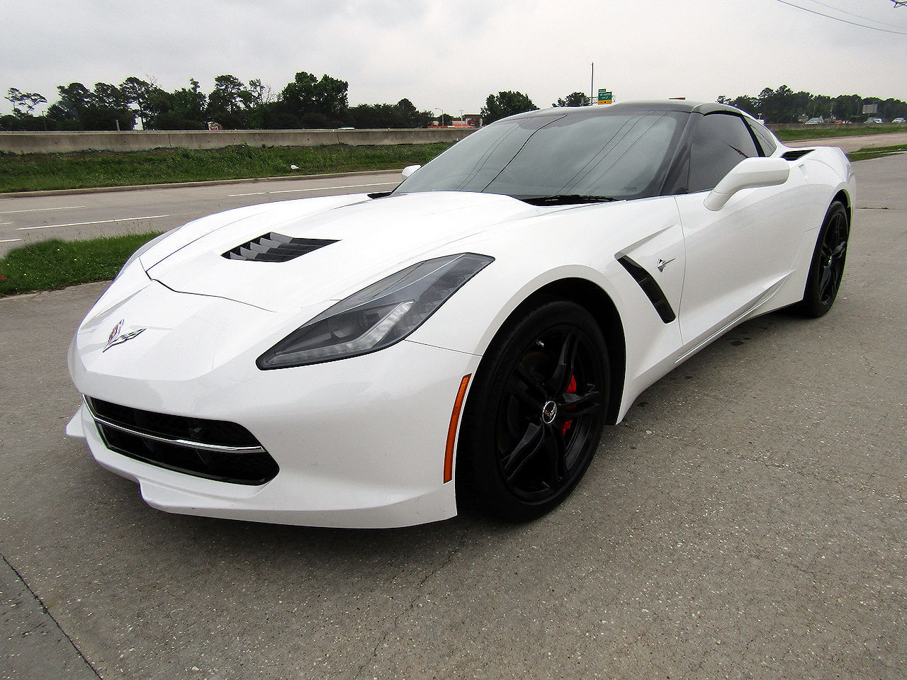 2016 Chevrolet Corvette Stingray Coupe 2LT's photo