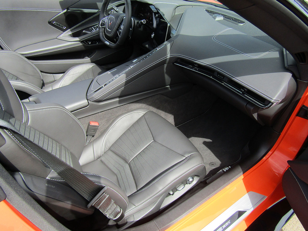2025 Chevrolet Corvette 2LZ - Photo 13
