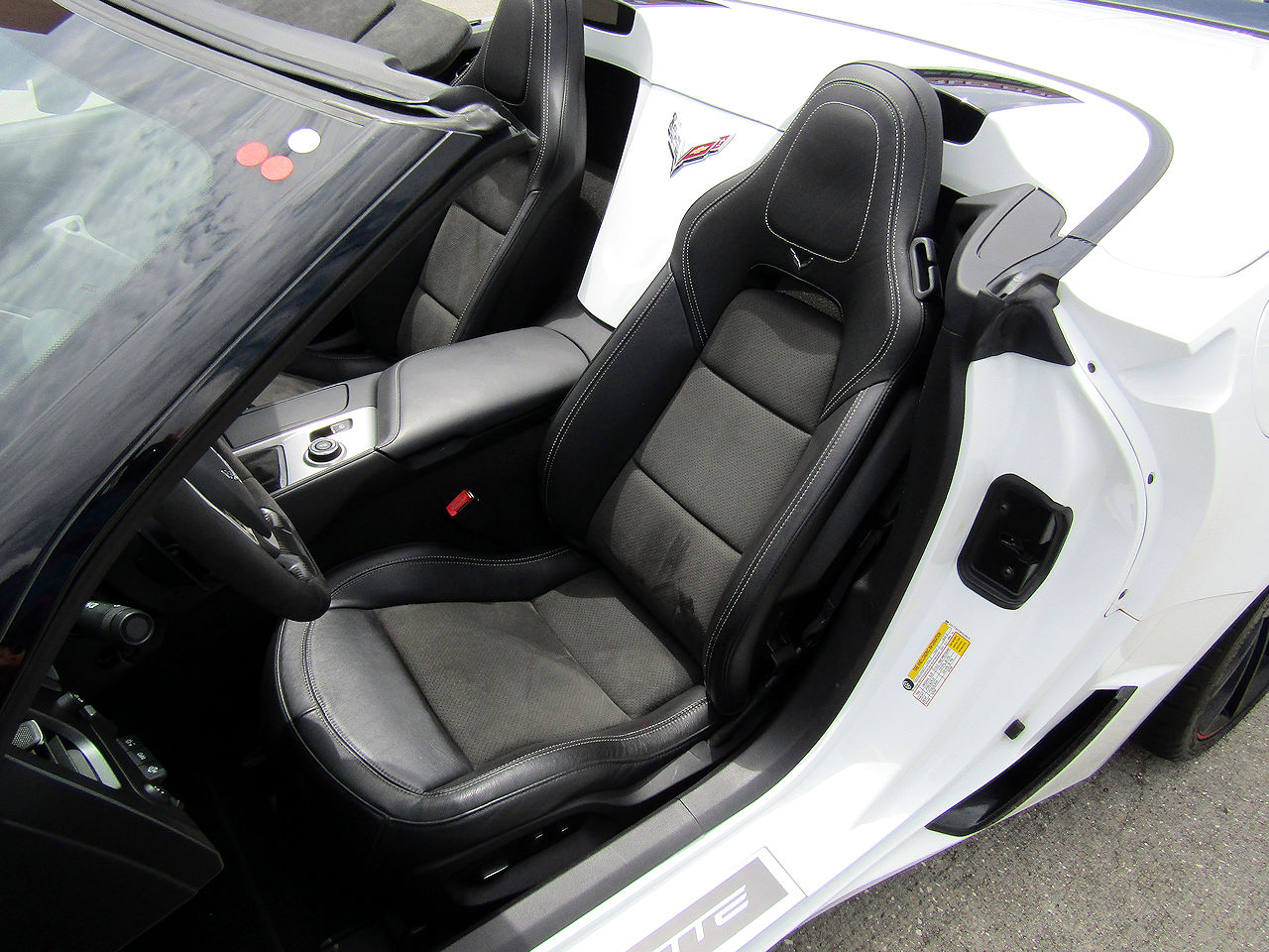 2019 Chevrolet Corvette 3LT - Photo 9