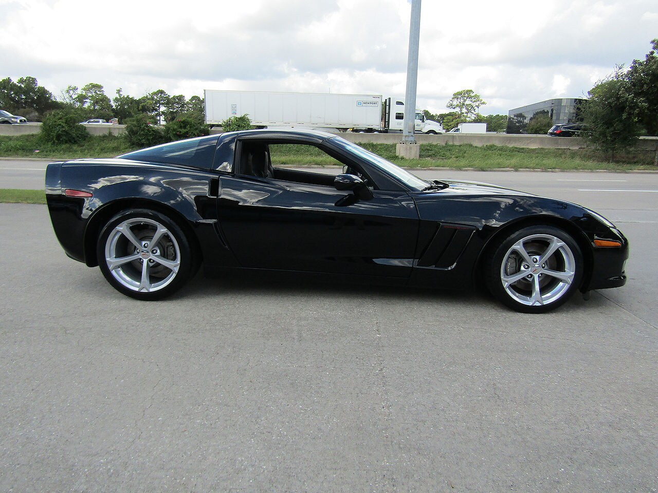 2009 Chevrolet Corvette Coupe photo 4