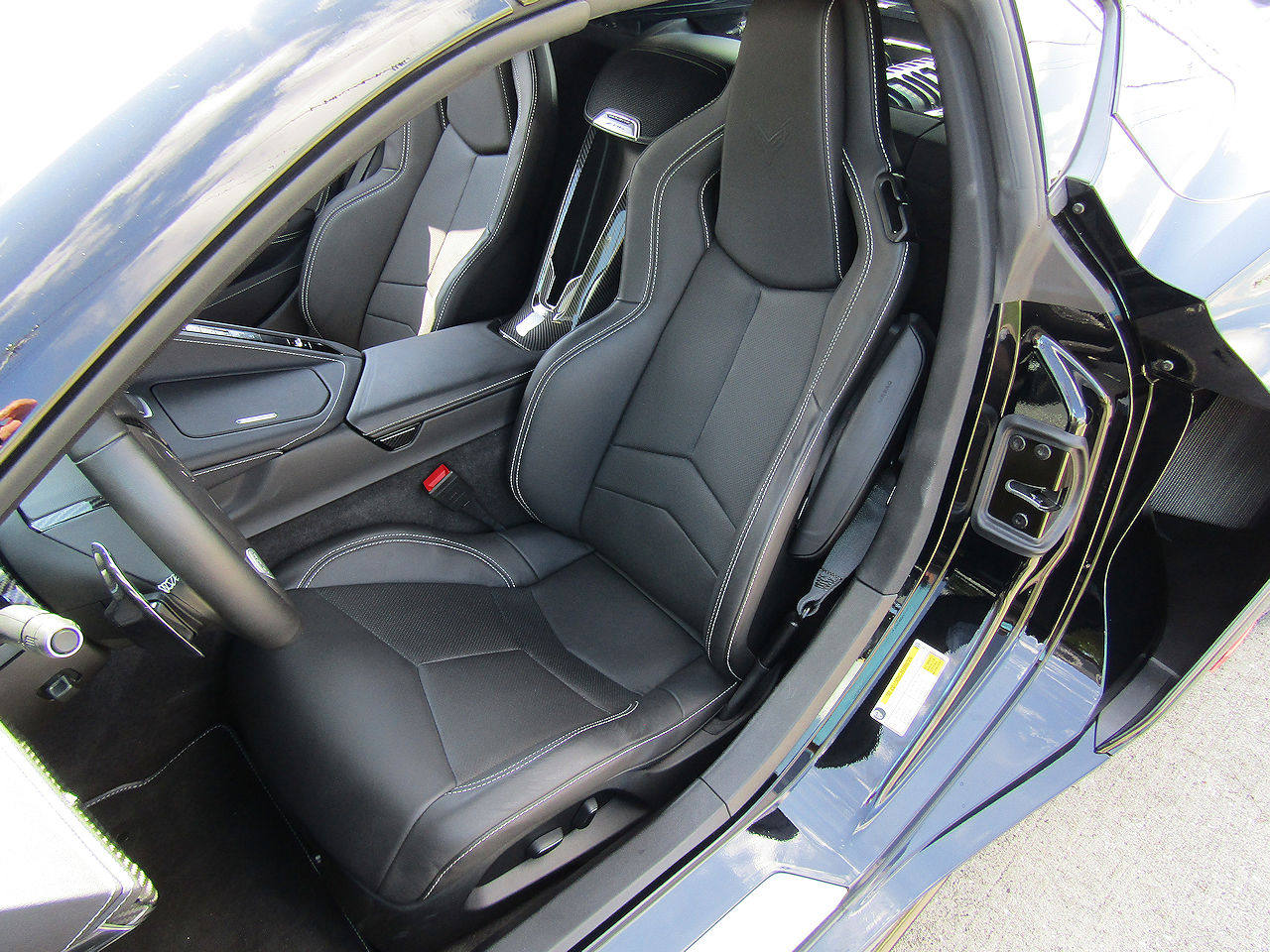 2024 Chevrolet Corvette 1LZ - Photo 9
