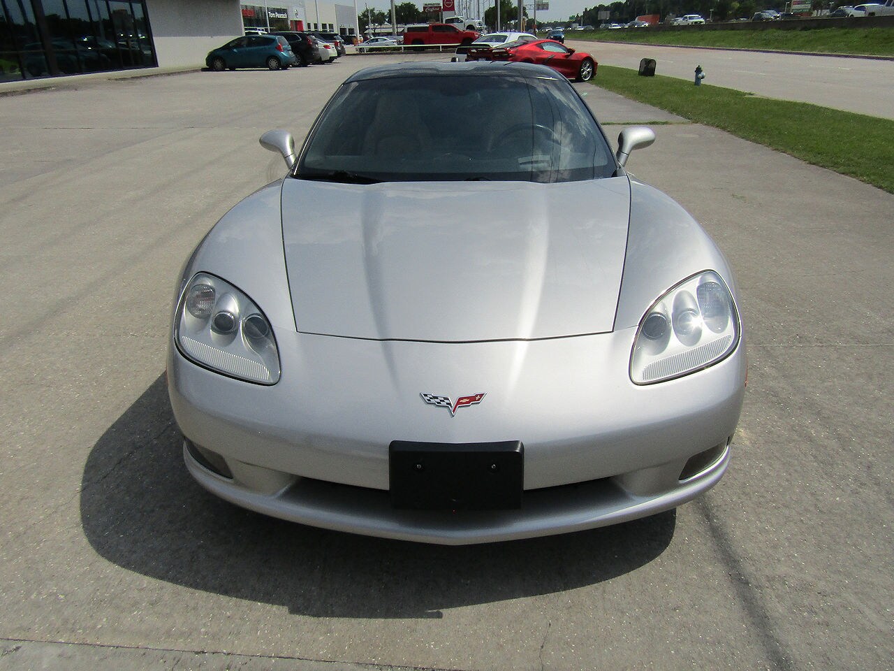 2005 Chevrolet Corvette Coupe photo 2