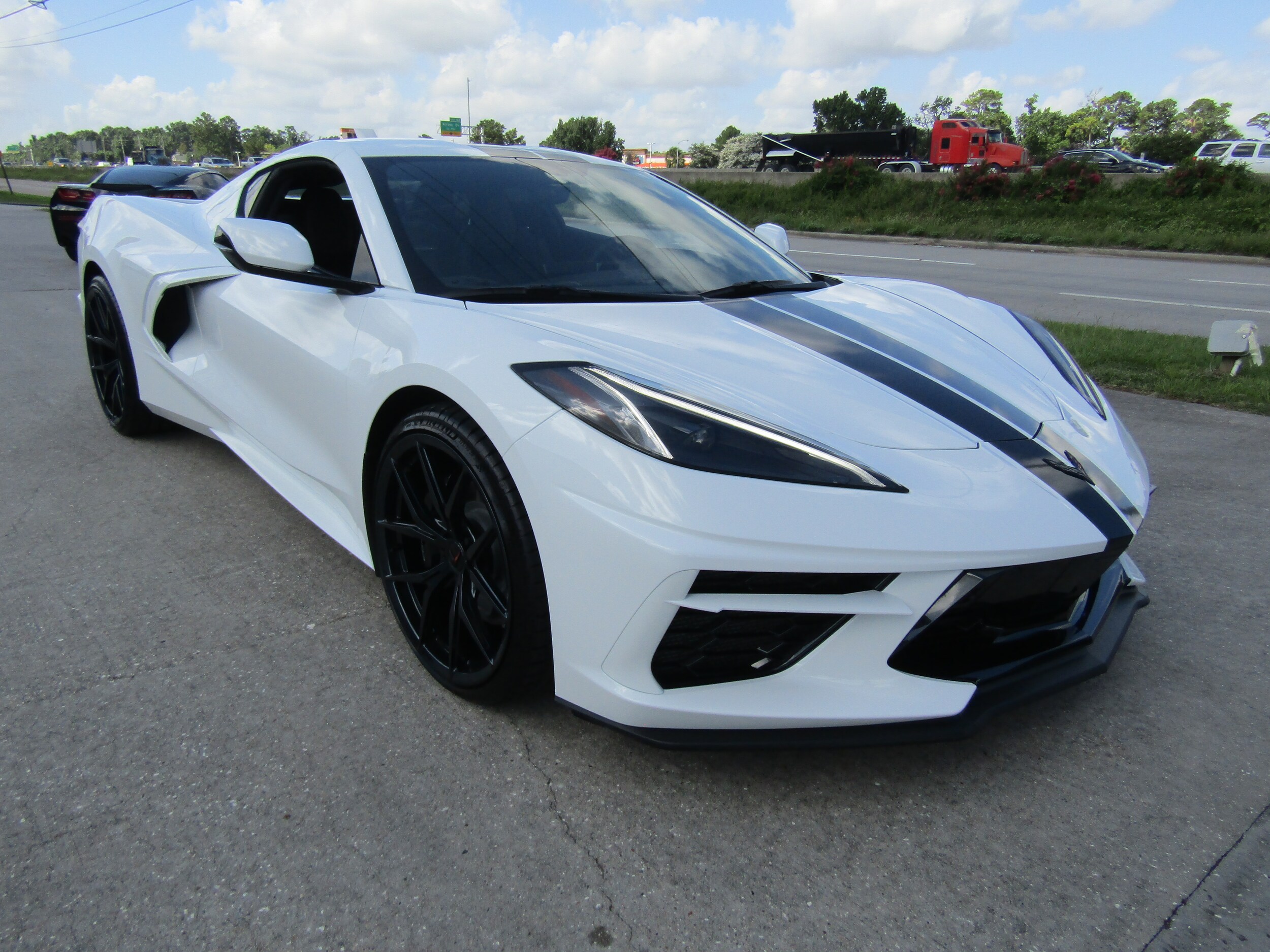 2023 Chevrolet Corvette 2LT Z51 Coupe photo 3
