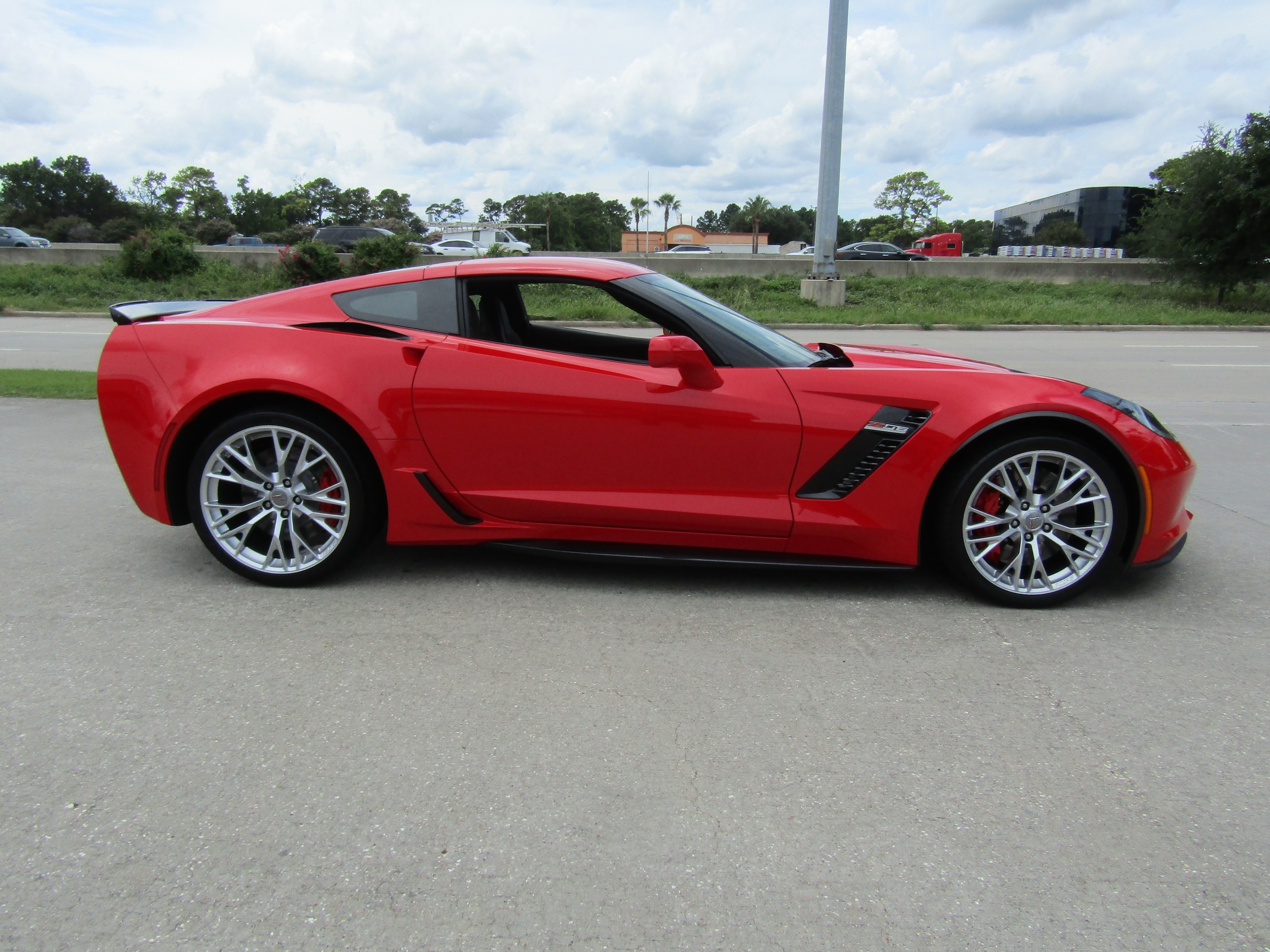 2017 Chevrolet Corvette Z06 Coupe photo 4