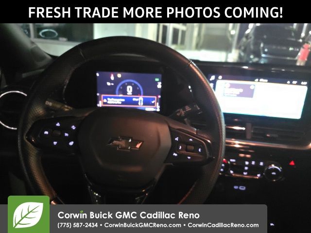 2024 Chevrolet Trax RS's photo