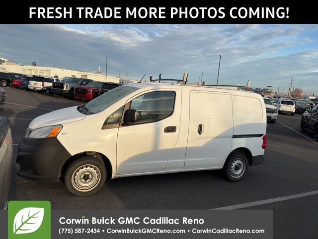 2015 Nissan NV200 S's photo