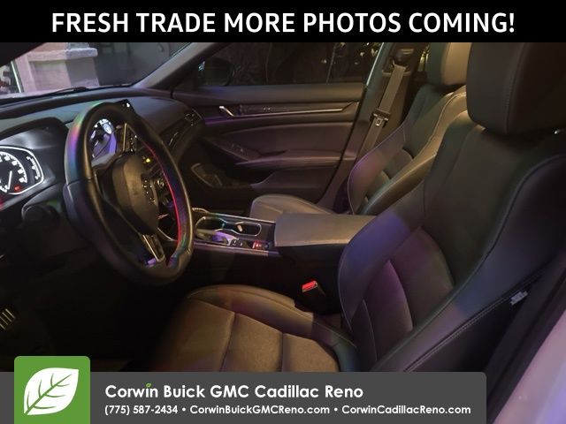 2022 Honda Accord Sport's photo