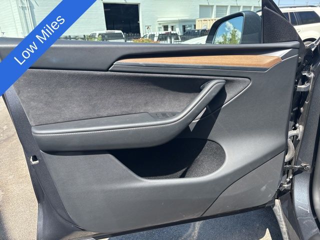Used 2023 Tesla Model Y Long Range with VIN 7SAYGDEE6PA123887 for sale in Kansas City