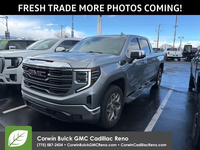 2023 GMC Sierra 1500 SLT's photo