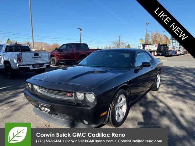 2014 Dodge Challenger R/T's photo