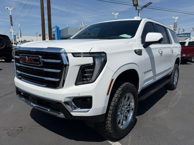 2026 GMC Yukon 4WD Elevation's photo