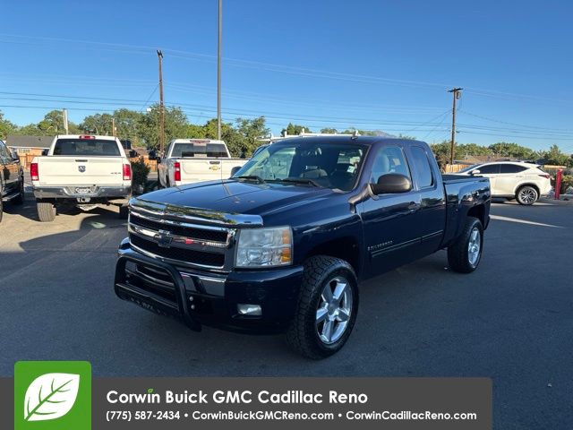 2009 Chevrolet Silverado 1500 1LT 4X4 Extended Cab LWB's photo