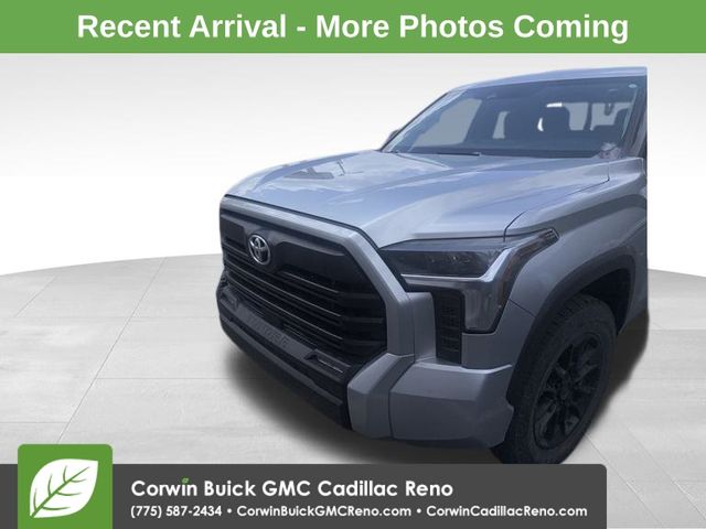 Used 2022 Toyota Tundra SR5 with VIN 5TFLA5DA5NX005395 for sale in Fargo, ND