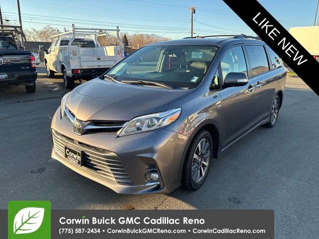 2020 Toyota Sienna Limited's photo