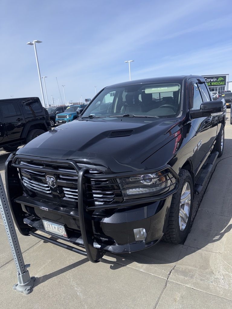 2016 Ram 1500 Sport photo 3