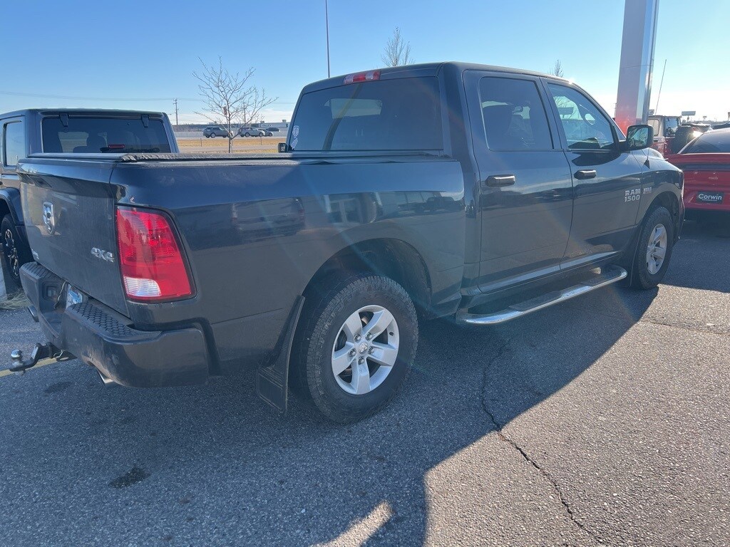 2017 Ram 1500 Tradesman photo 2