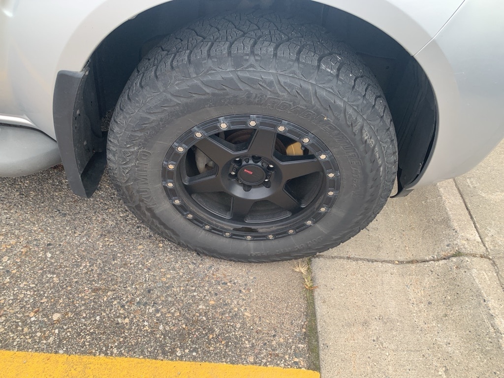 Used 2009 Nissan Pathfinder SE SUV