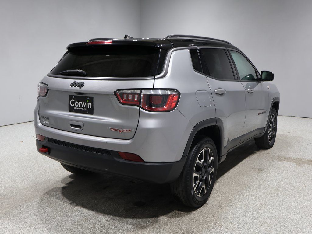 2020 Jeep Compass Trailhawk photo 2