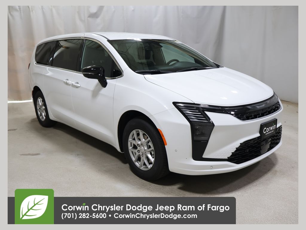 2027 Chrysler Pacifica Select's photo