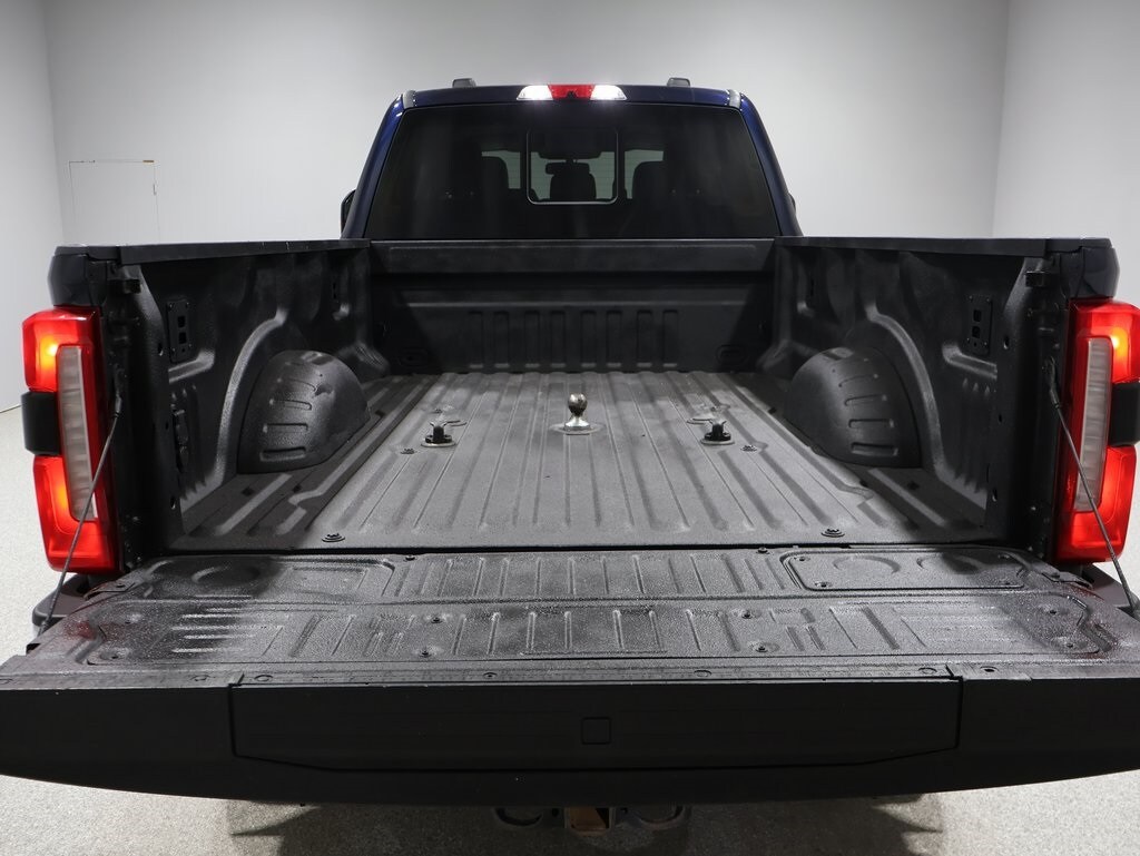 2024 Ford F-350 Lariat photo 4