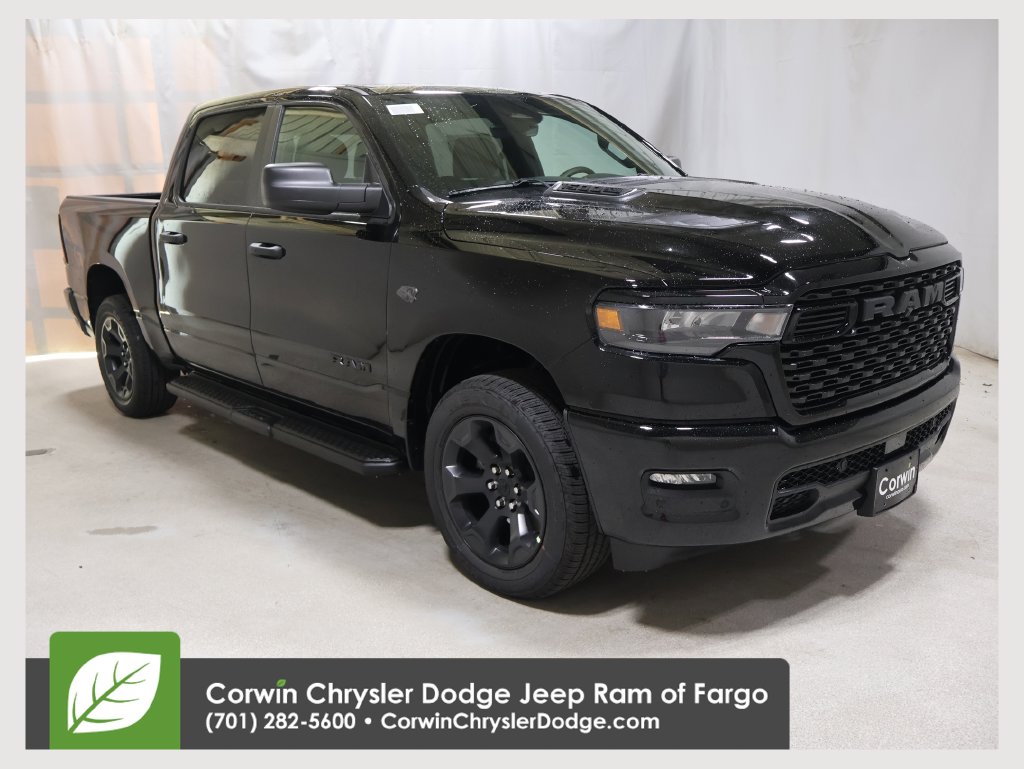2027 Ram 1500 EXPRESS CREW CAB 4X4 5'7 BOX Pickup