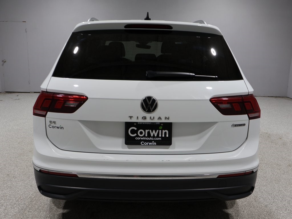 2024 Volkswagen Tiguan SE Wolfsburg Edition photo 3