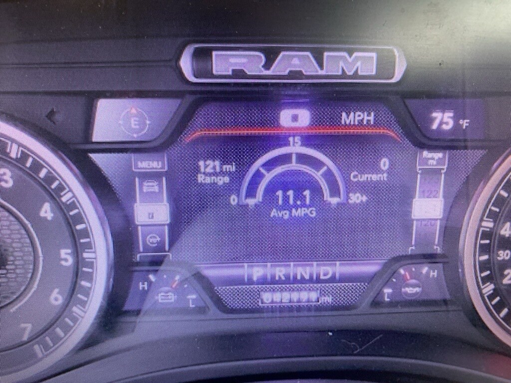 2023 Ram 1500 Laramie photo 4