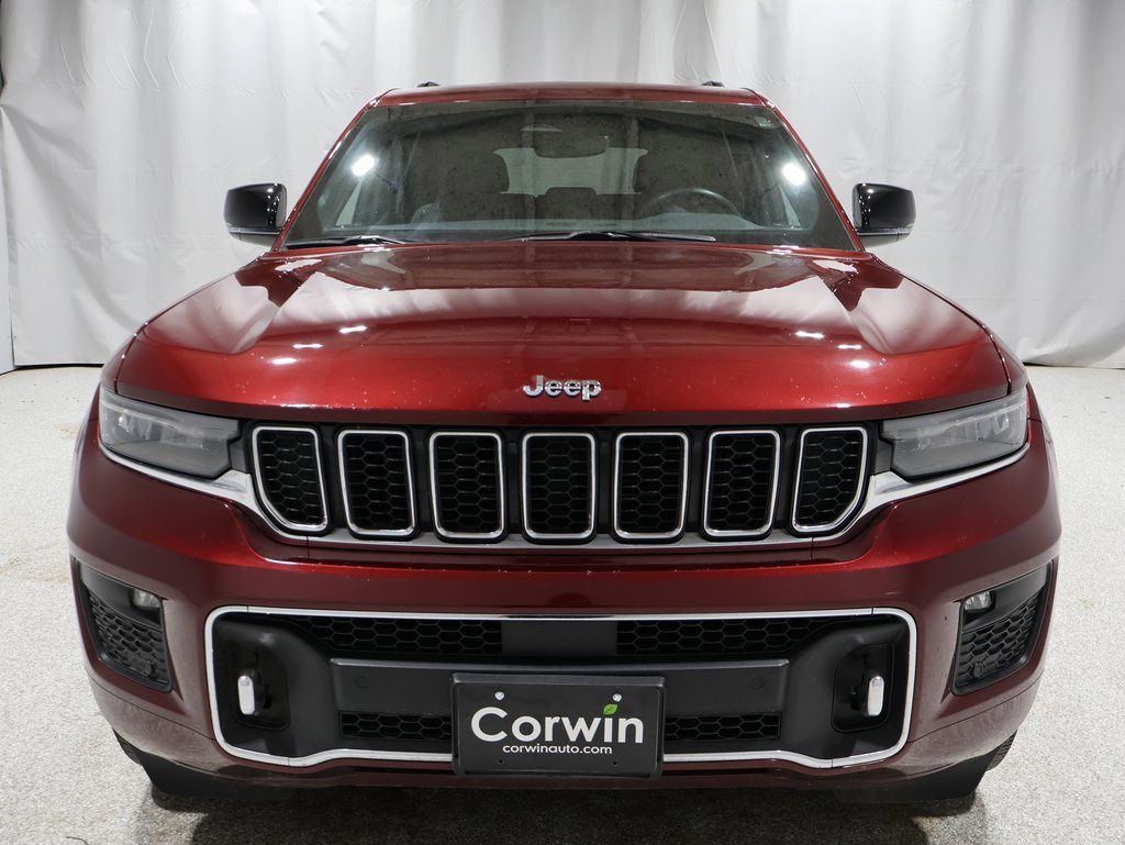 2022 Jeep Grand Cherokee Overland photo 4