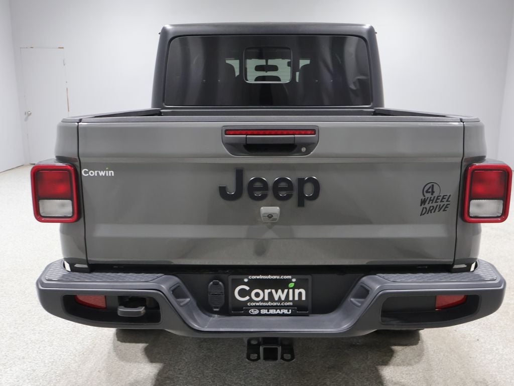 Used 2022 Jeep Gladiator Sport Truck Crew Cab