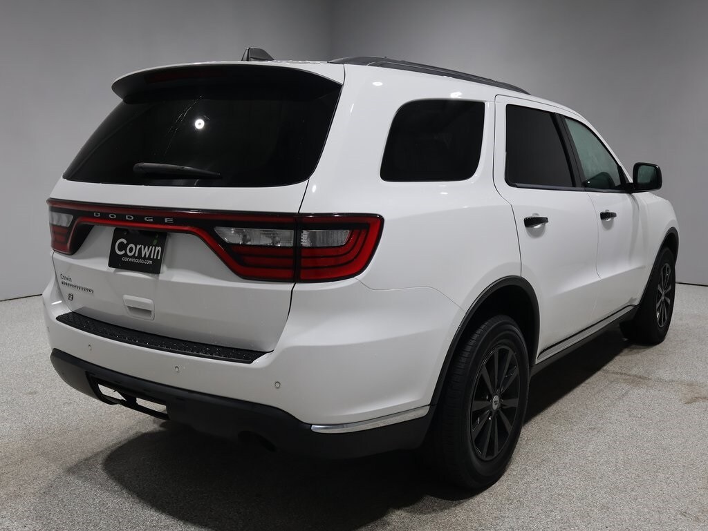 2021 Dodge Durango SXT Plus photo 2