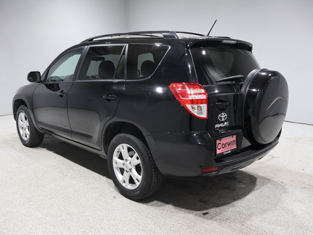 2011 Toyota RAV4 Base photo 4