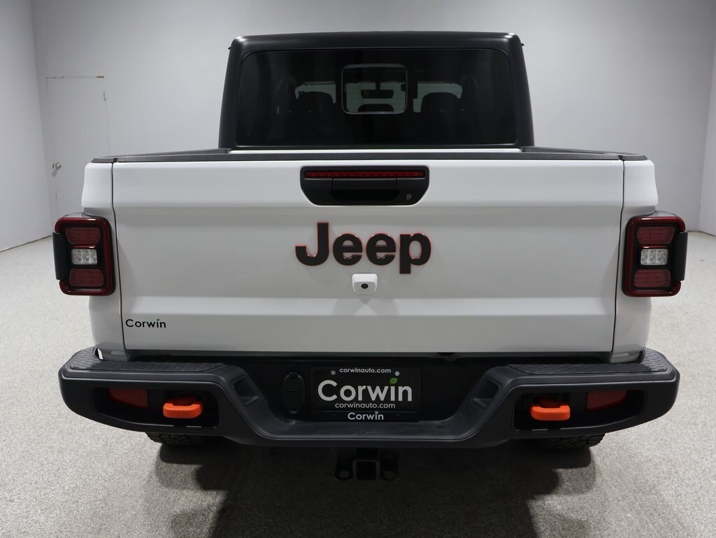 2021 Jeep Gladiator Mojave photo 3