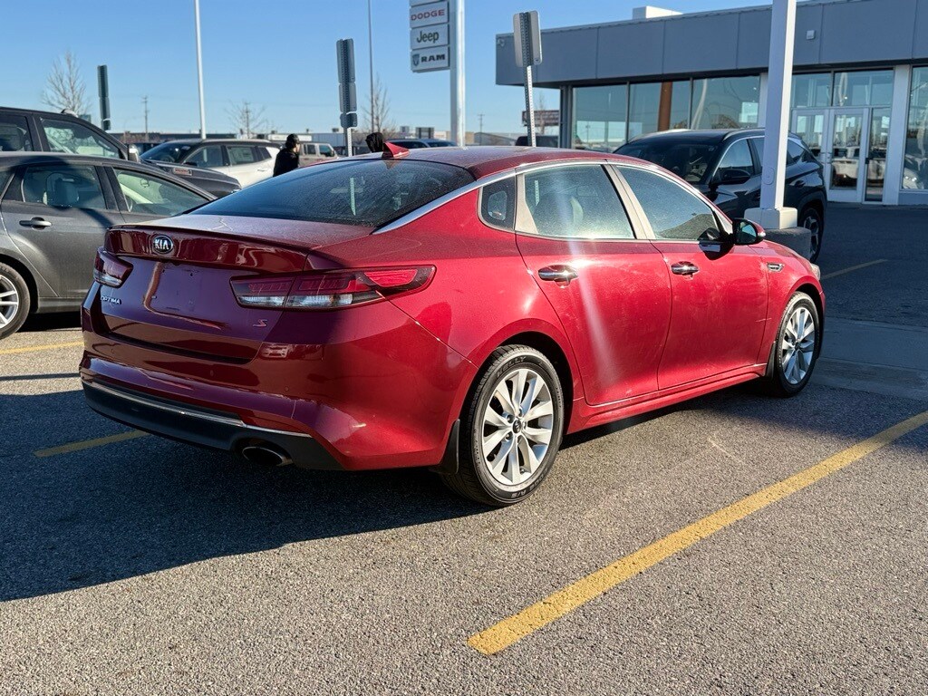 2018 Kia Optima S photo 4