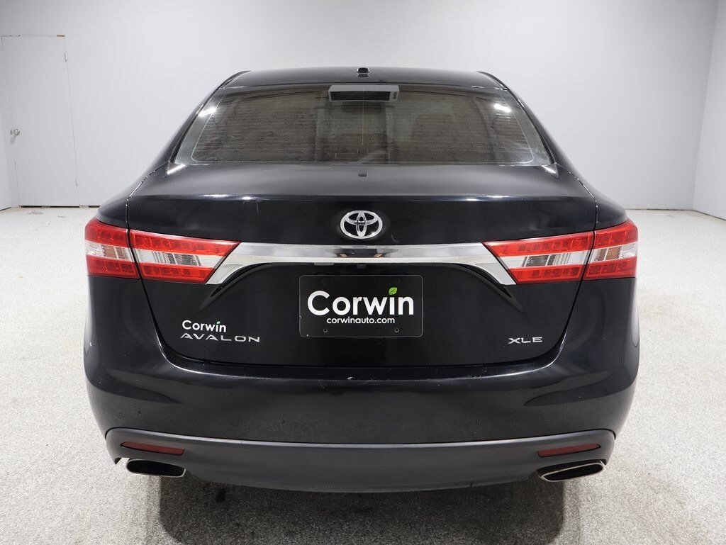2015 Toyota Avalon XLE Touring photo 3