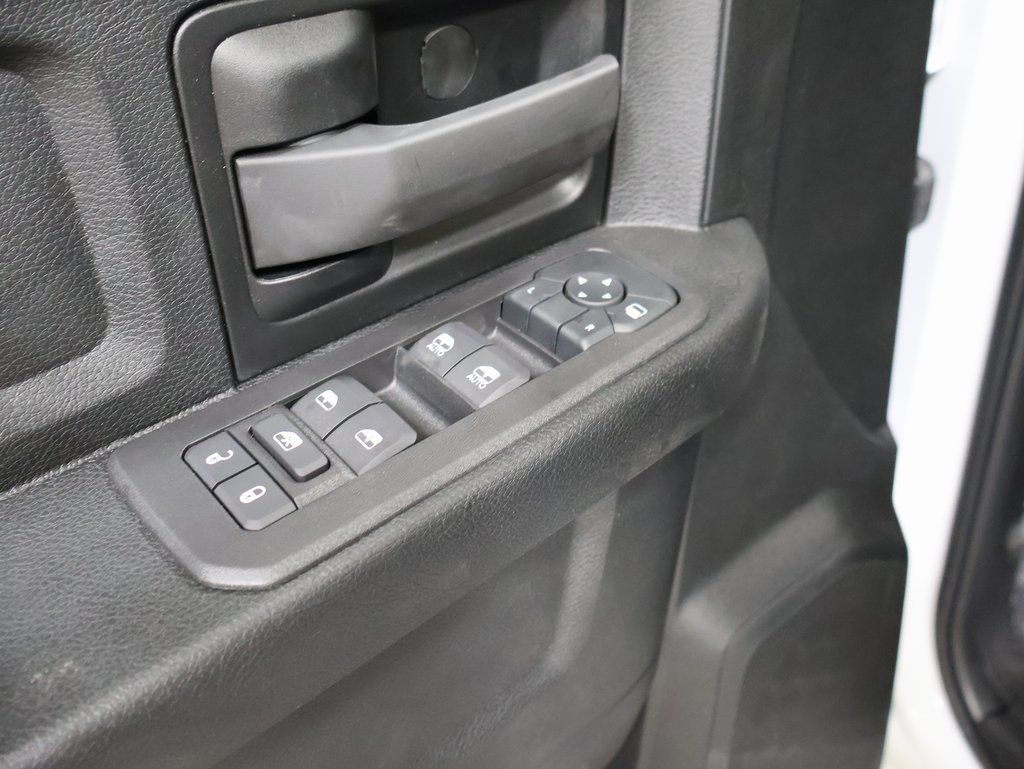 2026 RAM 3500 Tradesman - Photo 11