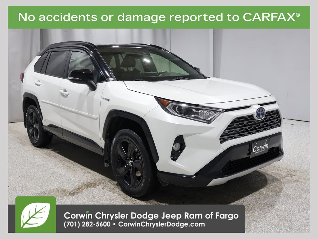 2021 Toyota RAV4 XSE's photo