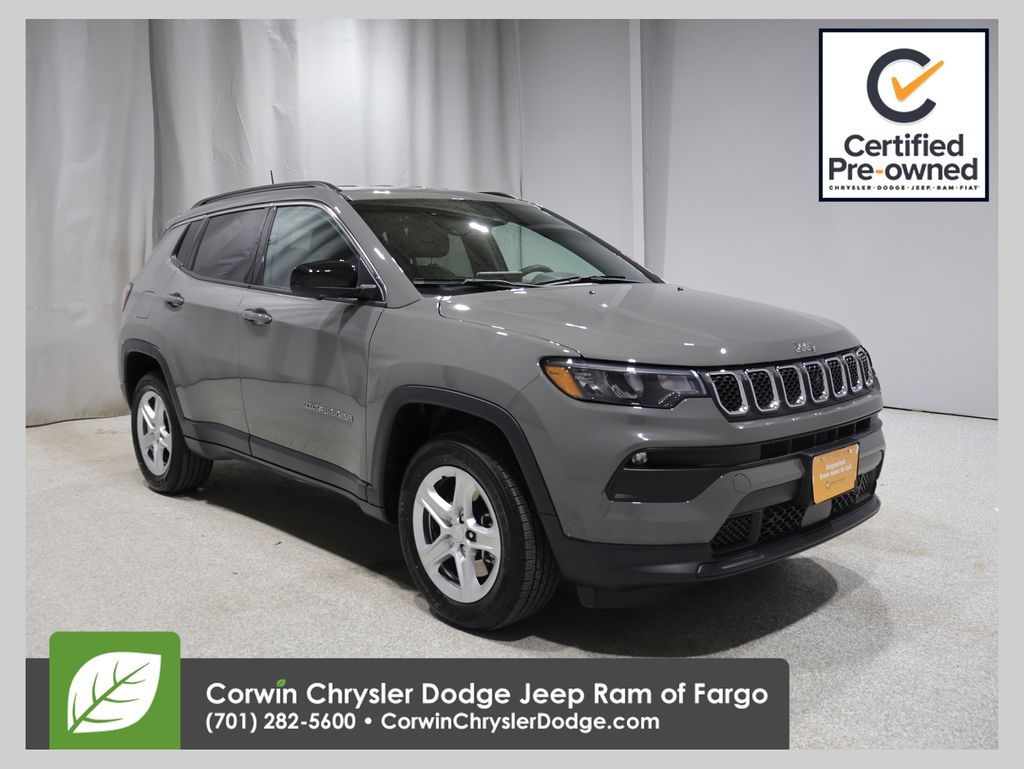 2023 Jeep Compass Latitude 4X4's photo