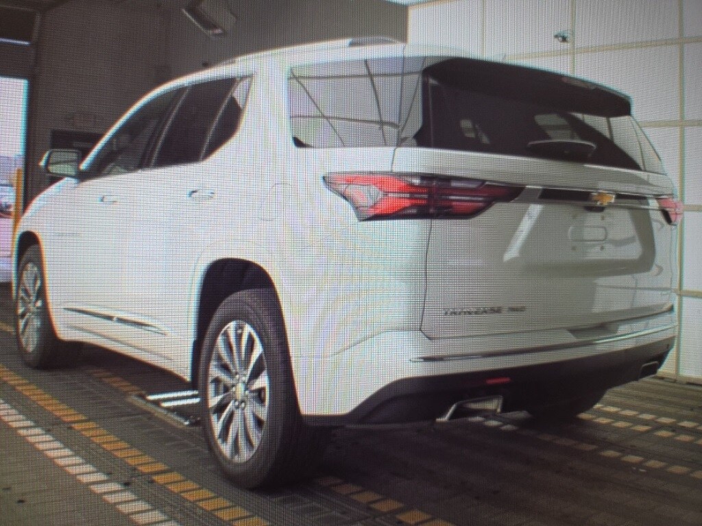 2023 Chevrolet Traverse Premier photo 4