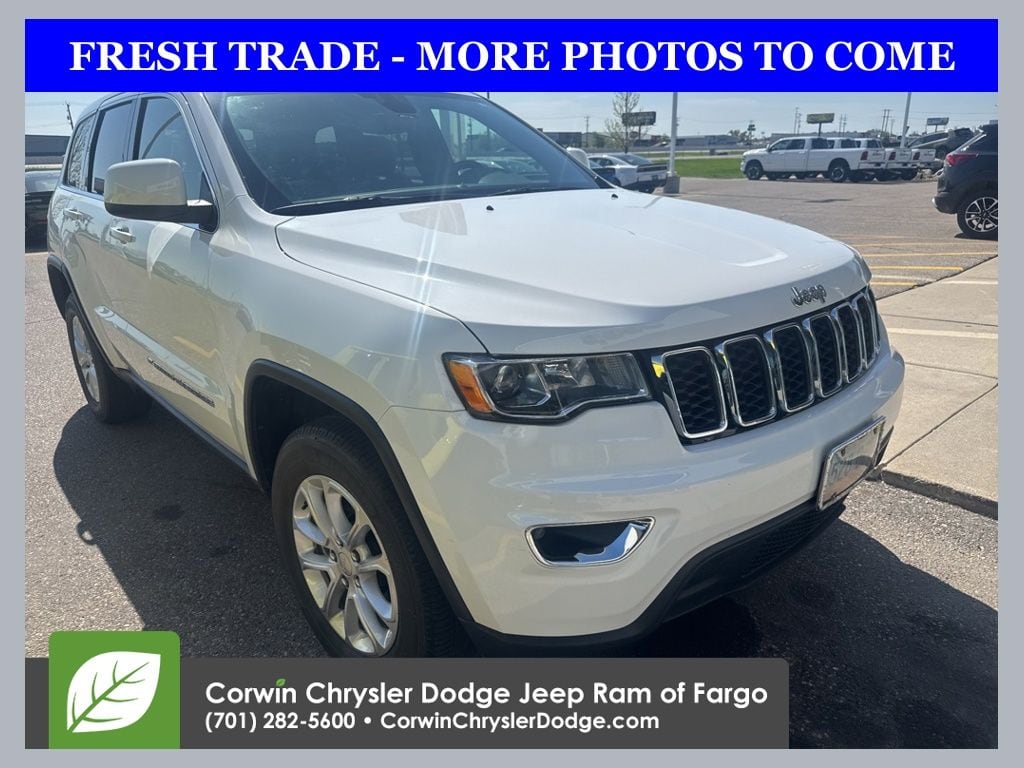 2022 Jeep Grand Cherokee Laredo E 4WD's photo