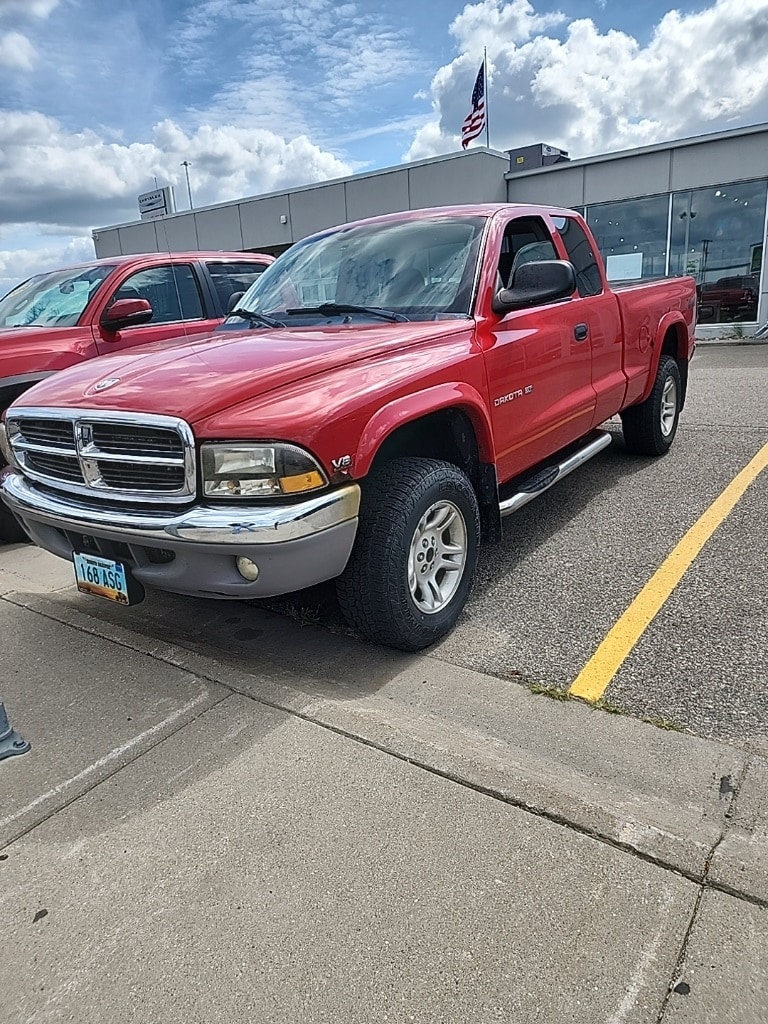 Used 2003 Dodge Dakota SLT with VIN 1D7HG42N63S304107 for sale in Fargo, ND