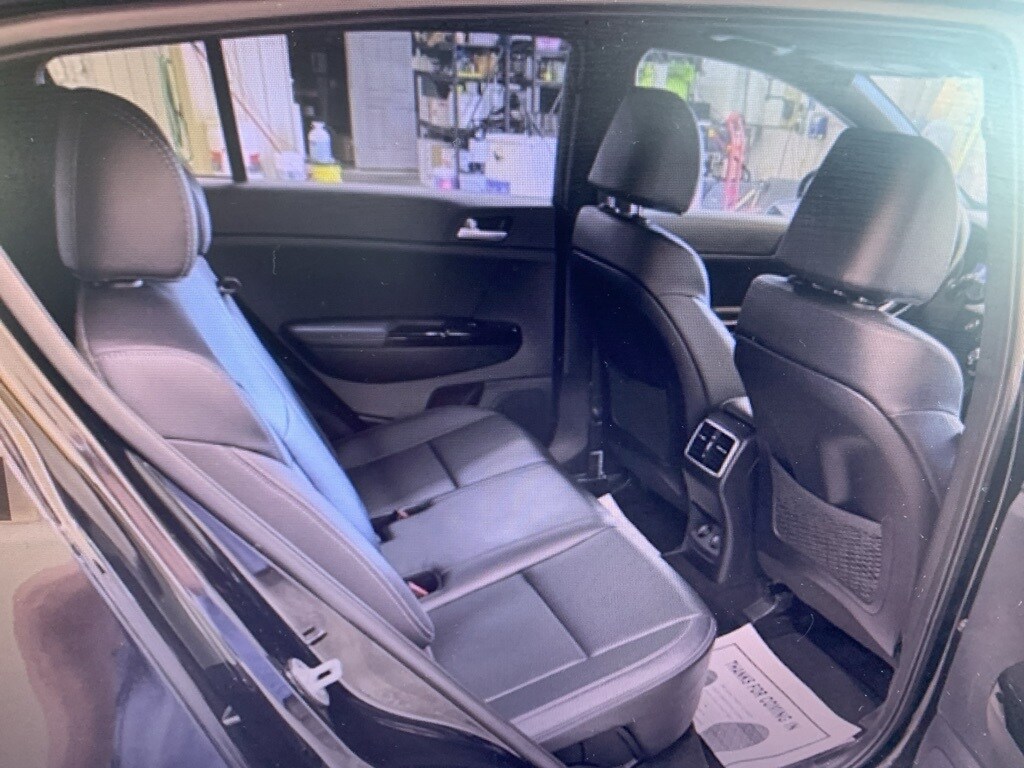 2021 Kia Sportage S Nightfall Edition photo 4
