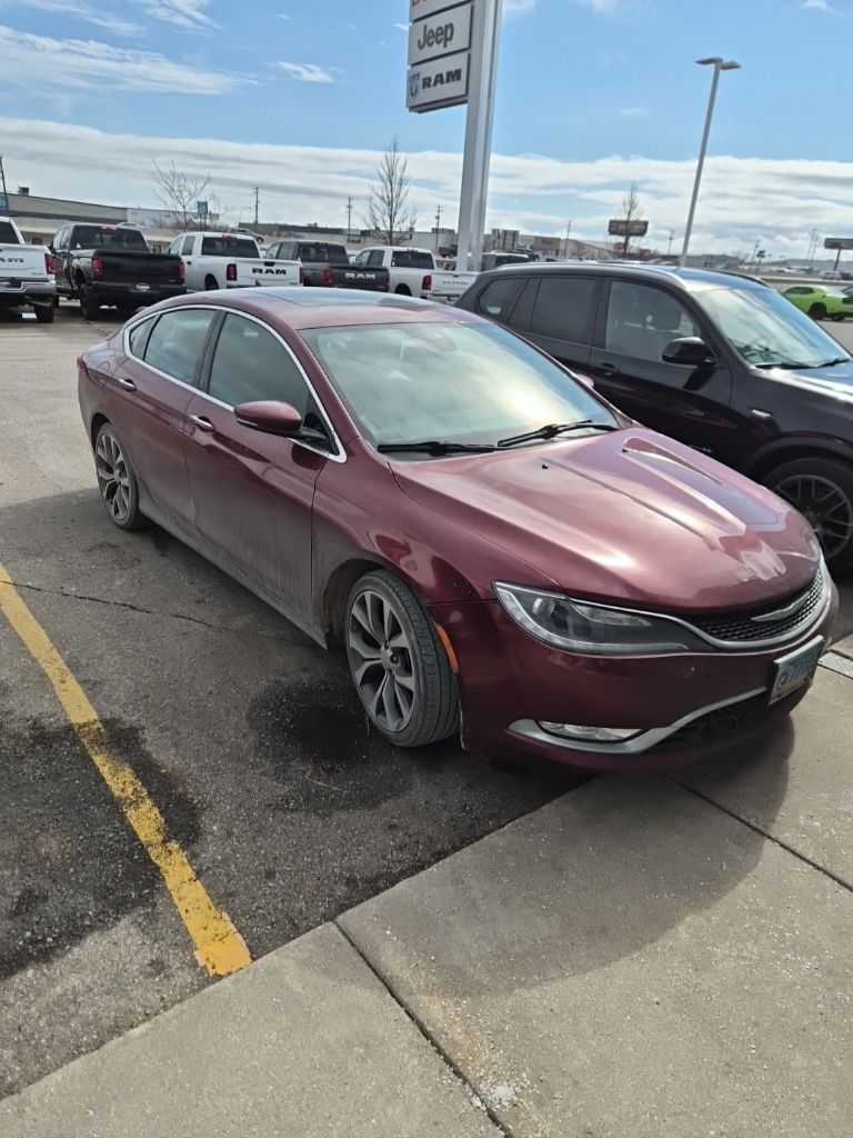 2015 Chrysler 200 C photo 2