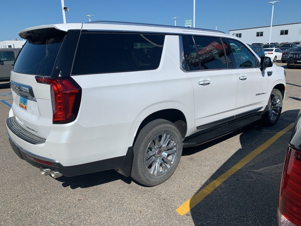 2023 Gmc Yukon XL Denali photo 4