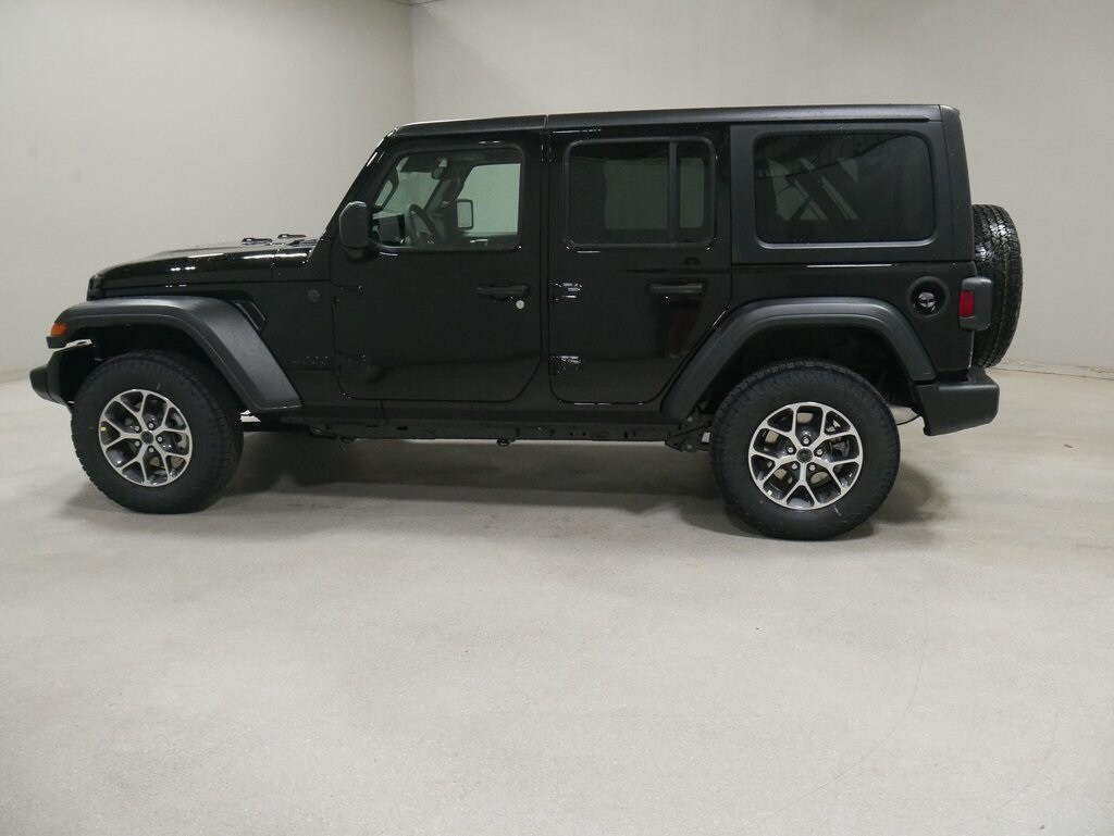 2025 Jeep Wrangler Sport S photo 4