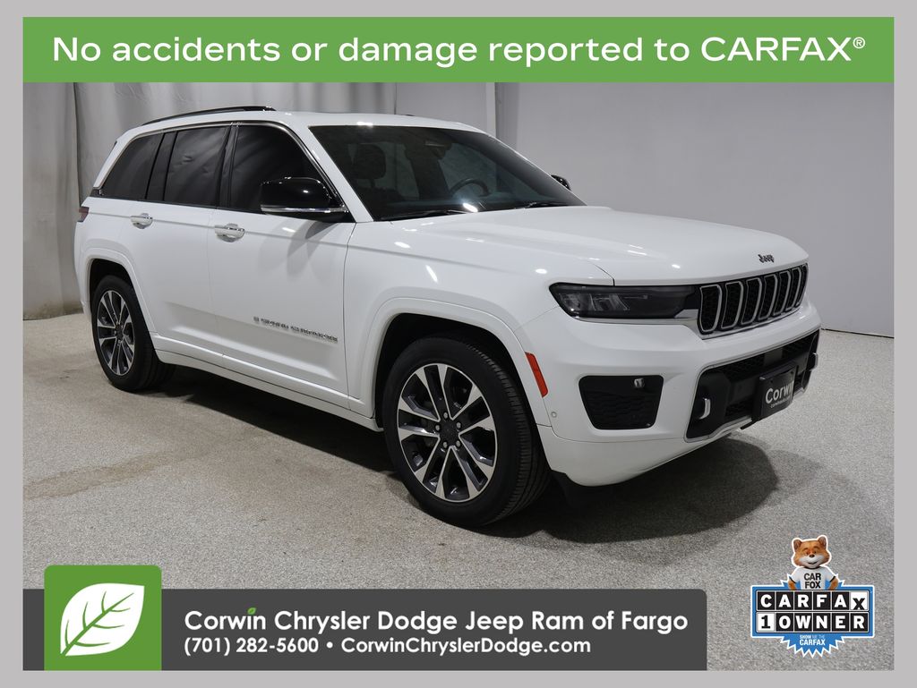 2023 Jeep Grand Cherokee Overland 4x4's photo