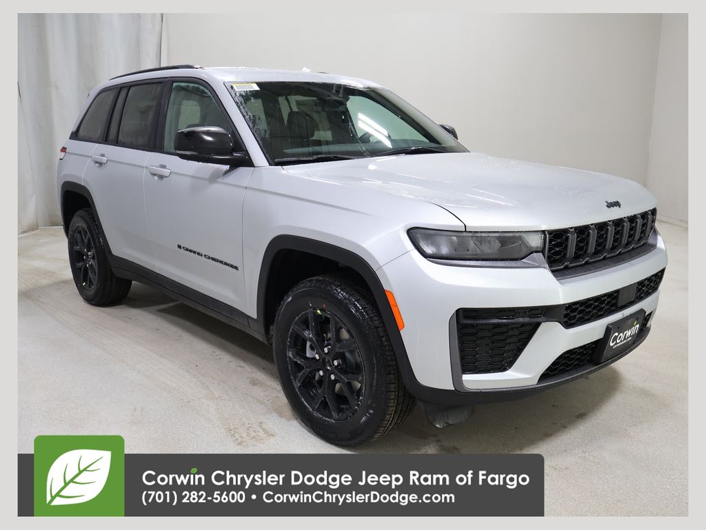 2026 Jeep Grand Cherokee Laredo Altitude 4x4's photo