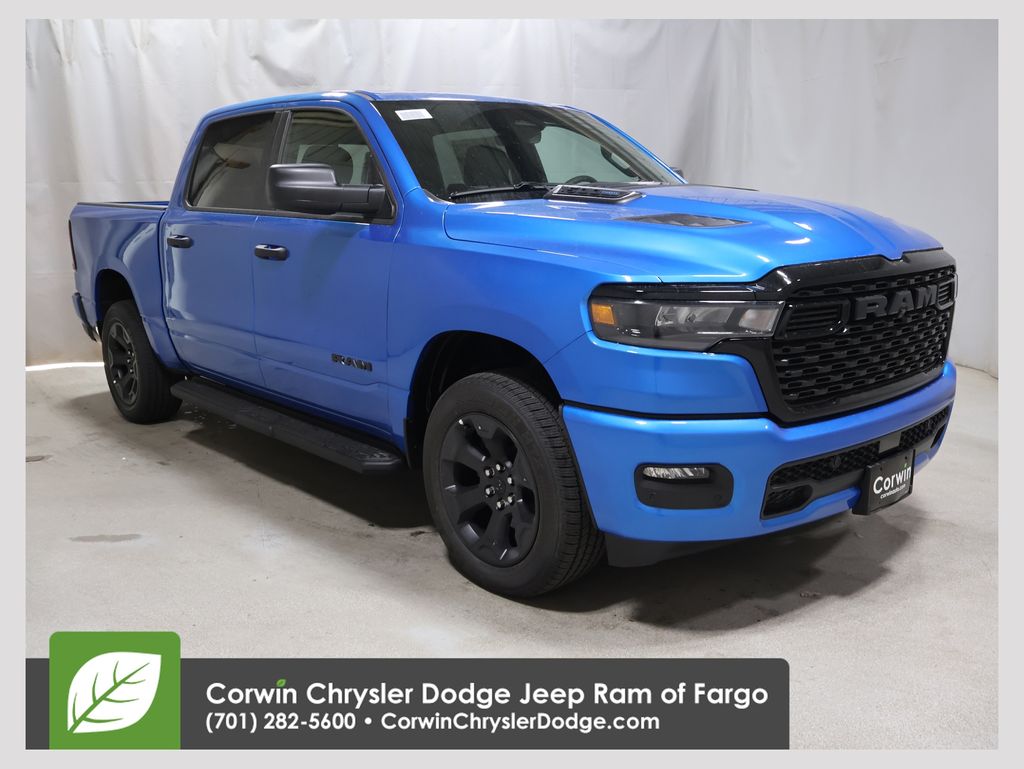2026 Ram 1500 EXPRESS CREW CAB 4X4 5'7 BOX Pickup