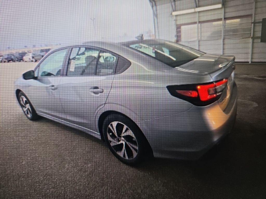 2025 Subaru Legacy Premium photo 4